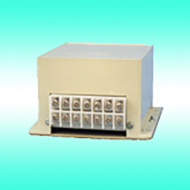 FJQ-3三相(xiang)移相或(huo)過零可(ke)控矽觸(chù)發附加(jiā)器